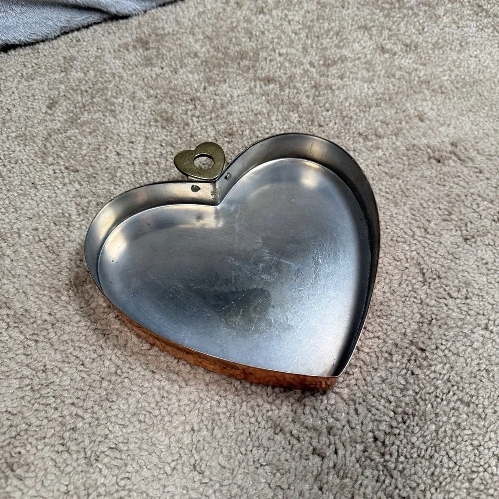 Vtg Copper Heart Shaped Mold/Cake Pan Wall Hanging Kitchen Decor Farmhouse 6
